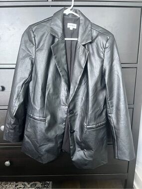 Superdown Black Marissa Faux Leather Blazer